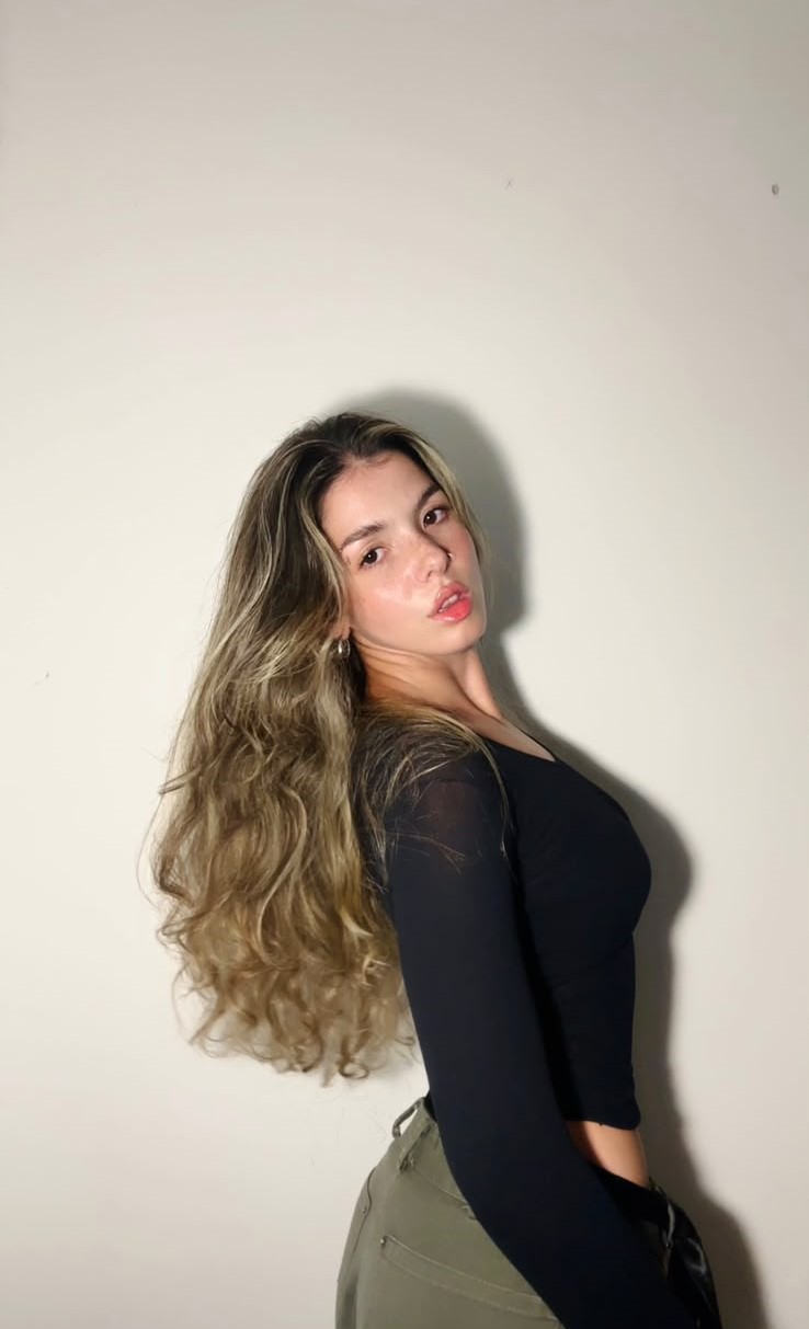 Anna Guimarães